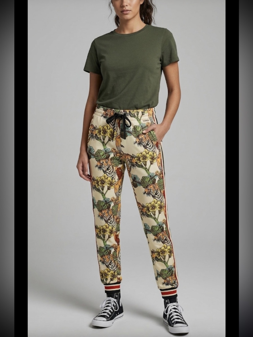 Track Pants - Victorious Lion floral Print Size Small
